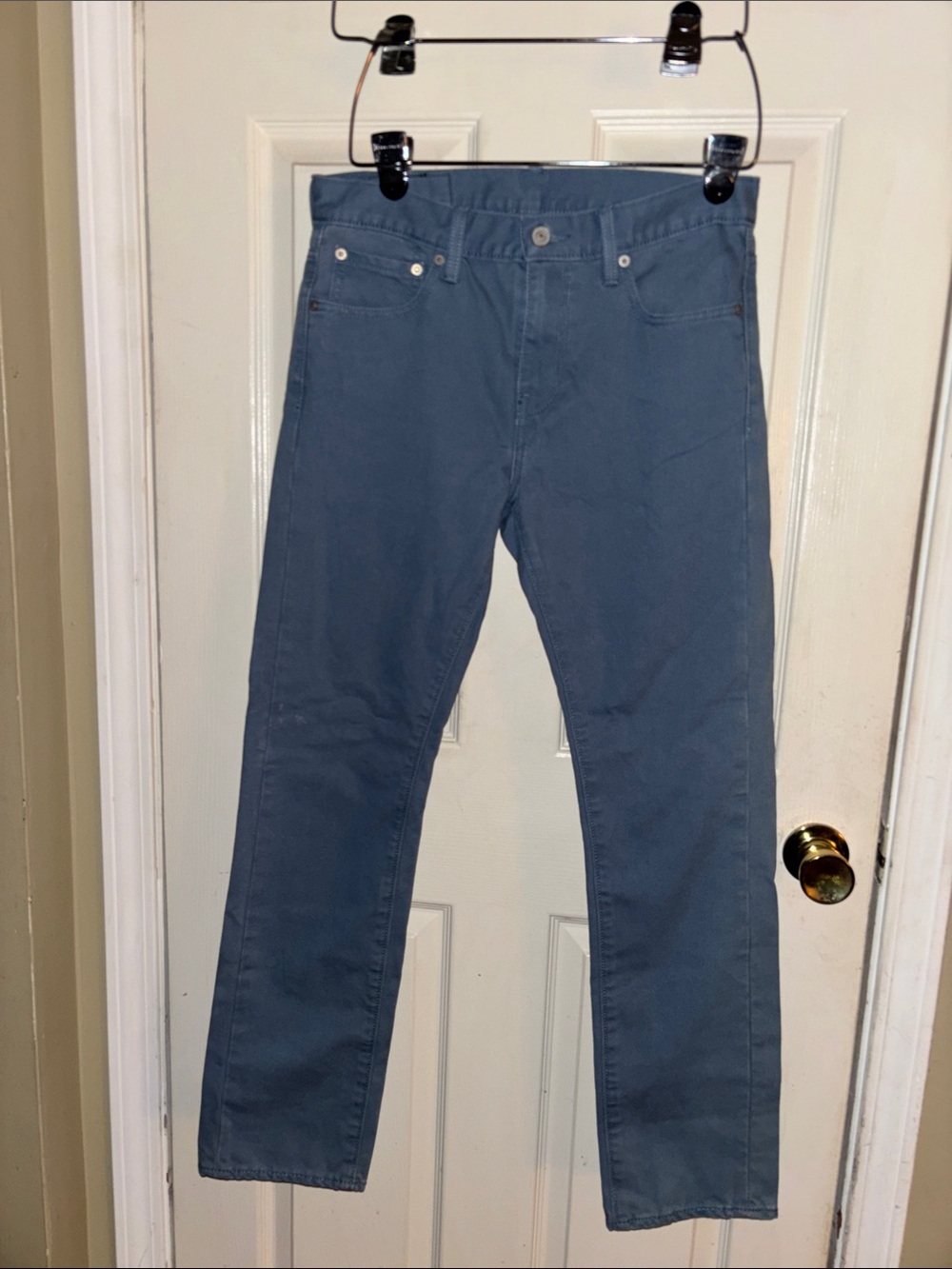 513 Levi's Light gray Blue Jeans with a corduroy feel.